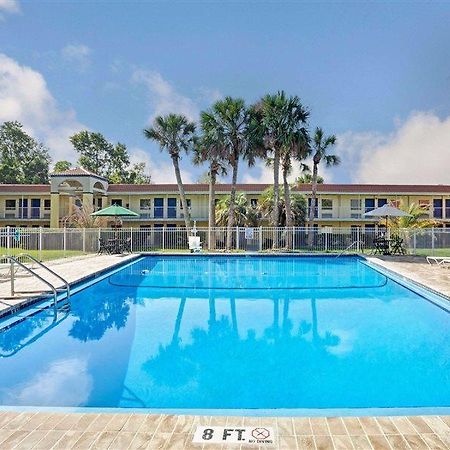 Days Inn By Wyndham Jacksonville South Memorial Hospital Εξωτερικό φωτογραφία