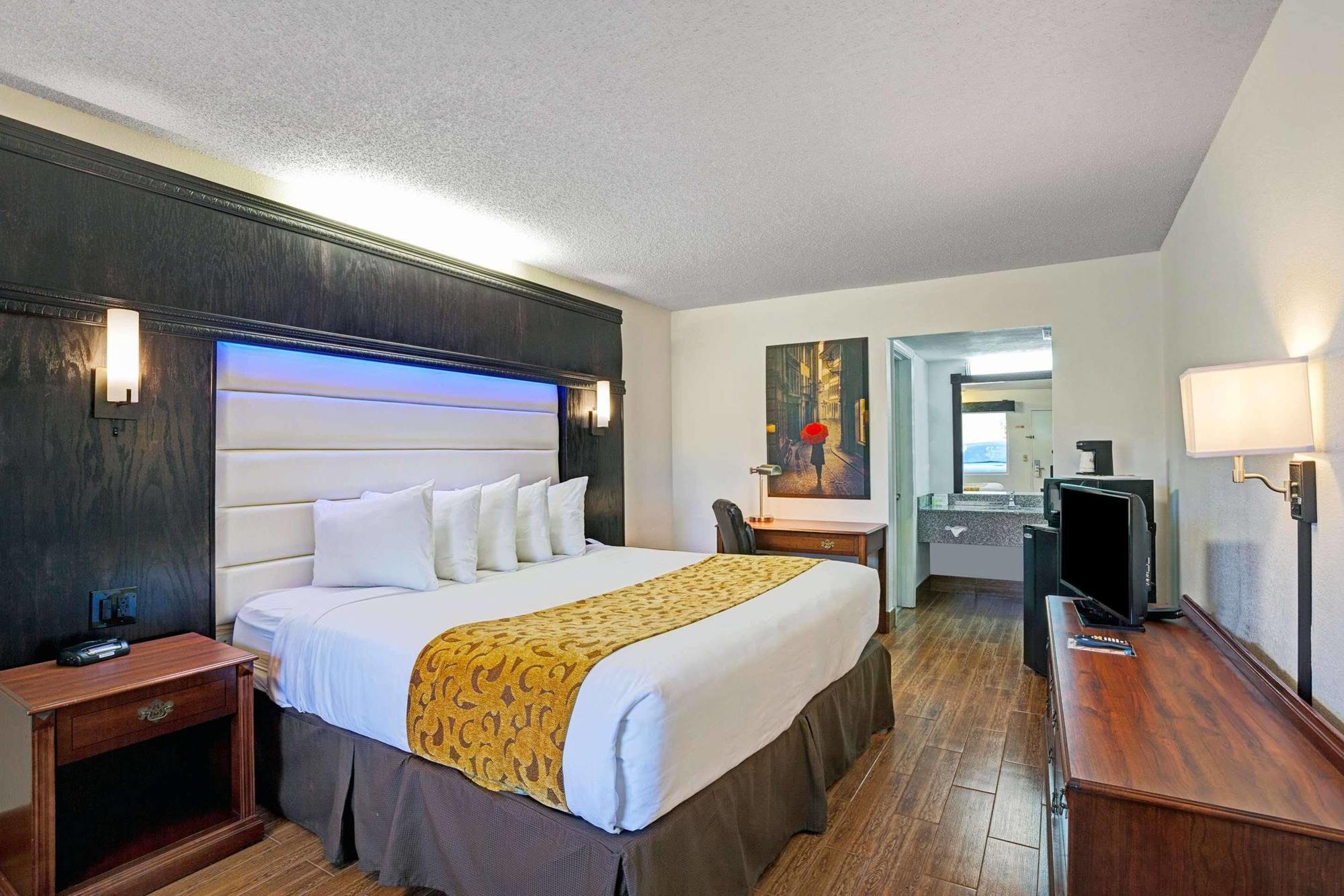 Days Inn By Wyndham Jacksonville South Memorial Hospital Εξωτερικό φωτογραφία