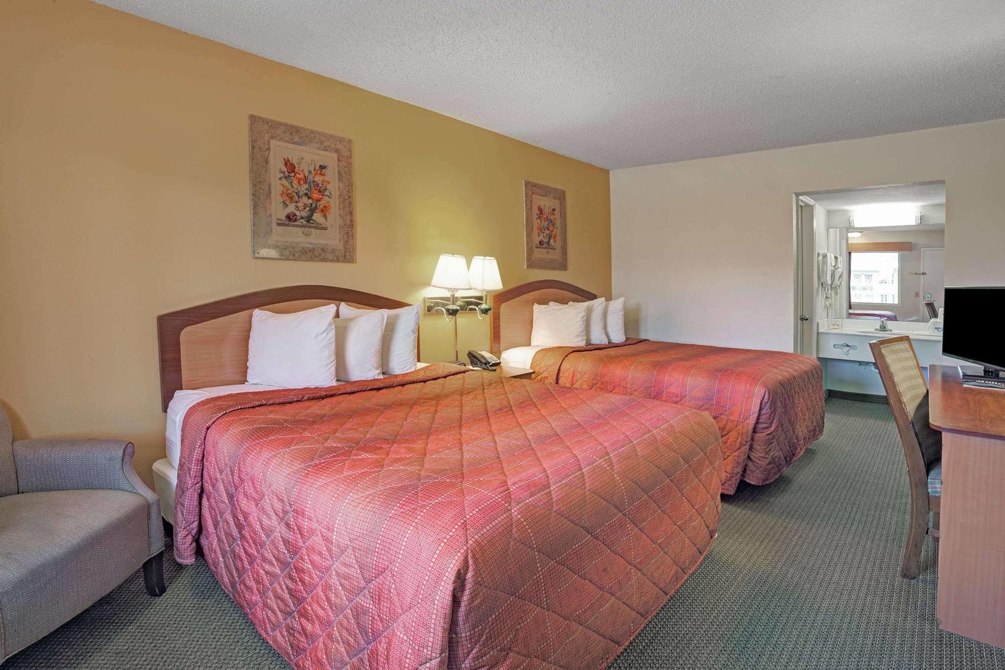 Days Inn By Wyndham Jacksonville South Memorial Hospital Εξωτερικό φωτογραφία