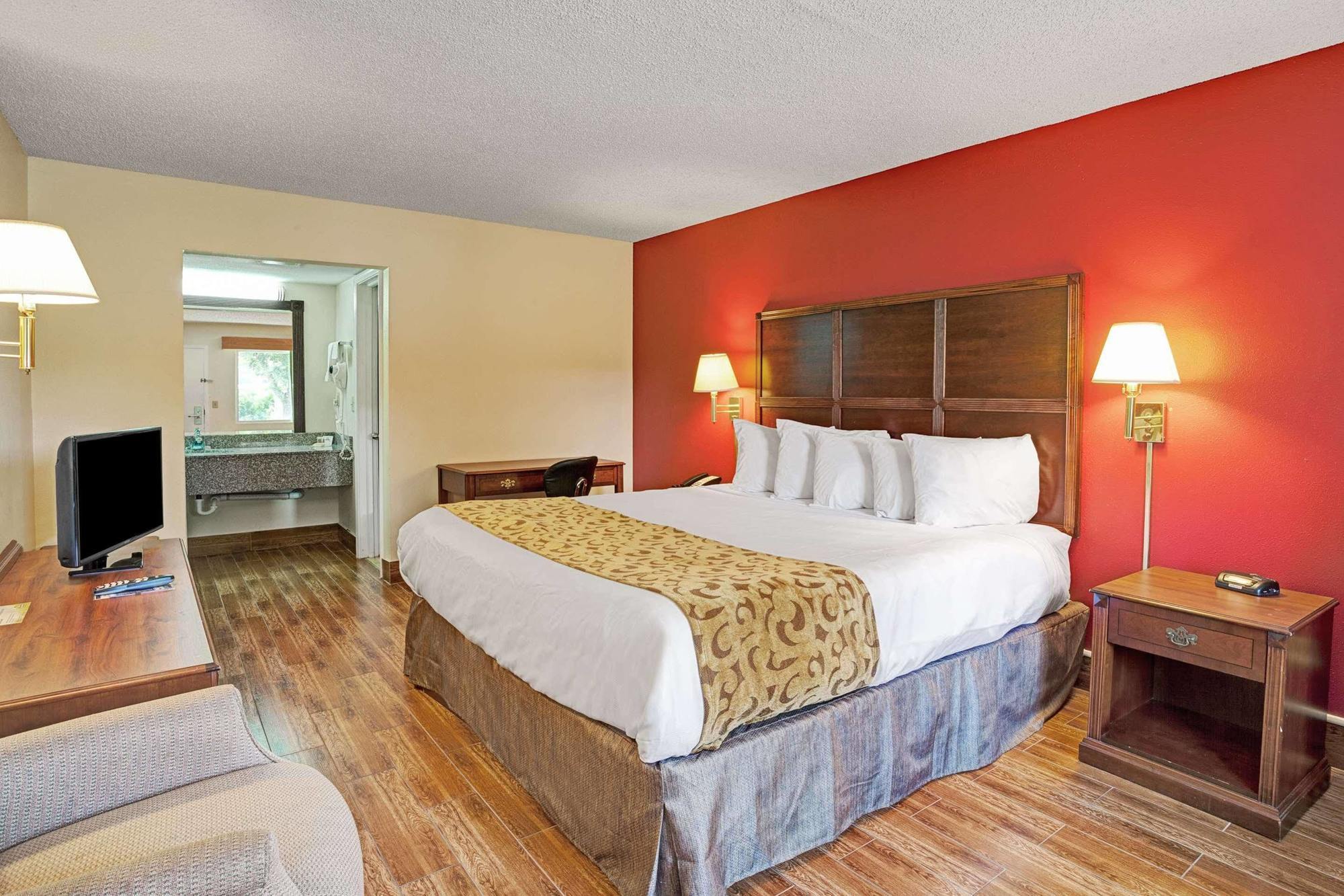 Days Inn By Wyndham Jacksonville South Memorial Hospital Εξωτερικό φωτογραφία